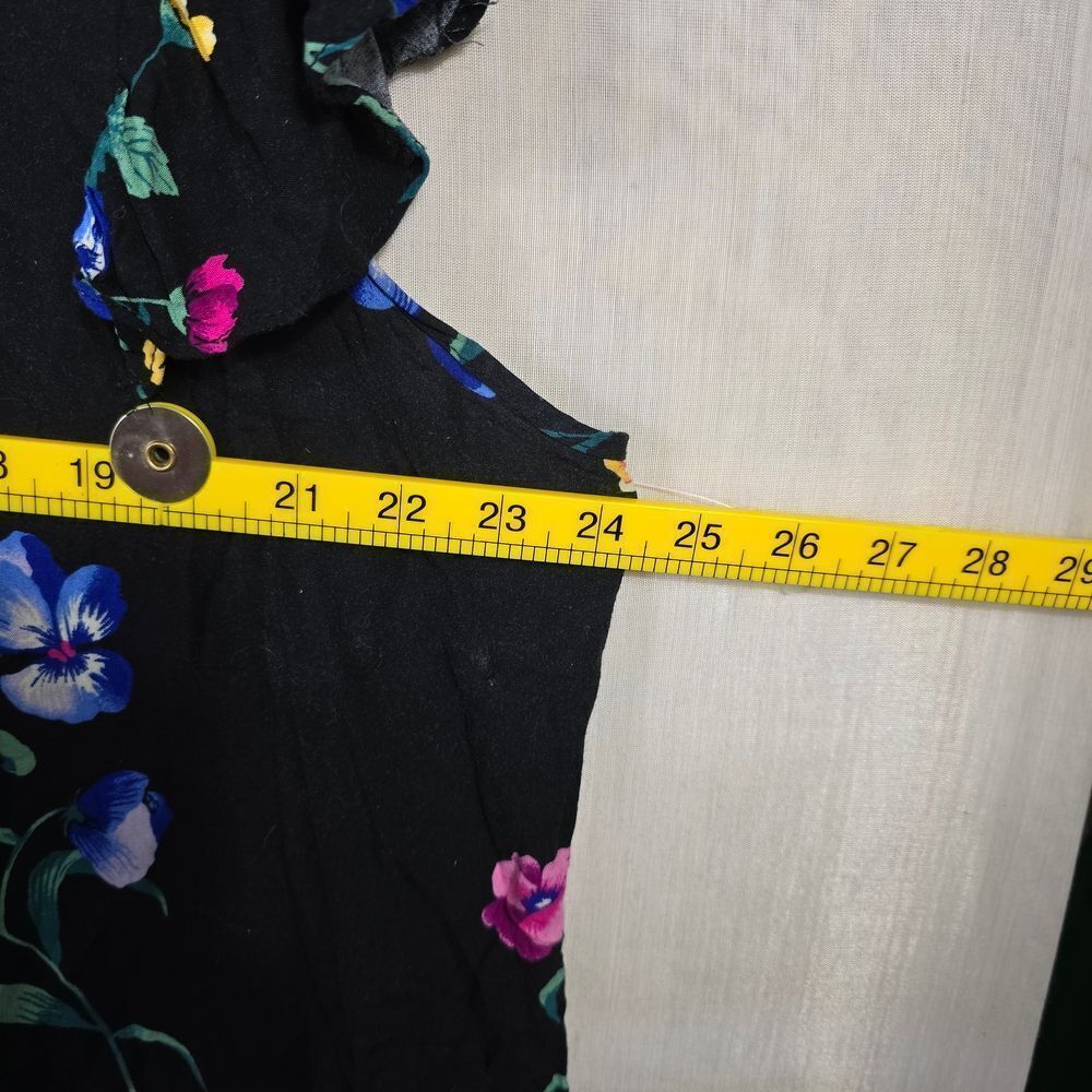 Old Navy Black Floral Blouse - Picture 6 of 8